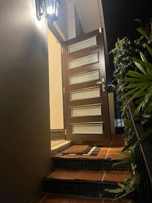Private Rooms In Duplex Home W 4 Baths Fq Beds 1-3Ppl San Juan Homestay